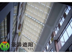 玻璃顶外遮阳帘_玻璃顶外天棚帘_上海玻璃顶外天棚帘_豪异供图1