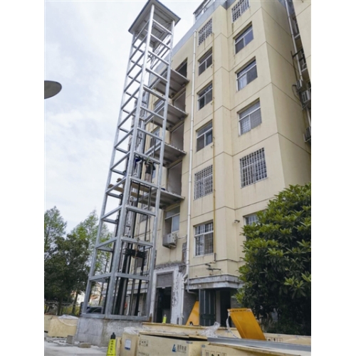 济南酒店电梯装饰扶梯客梯大厦别墅电梯装饰翻新图1